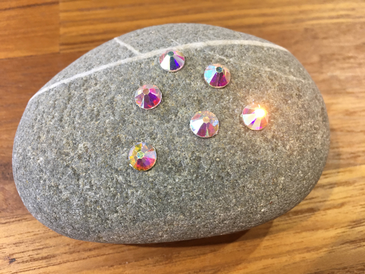 圓底尖錐水晶鑽/平底_7mm