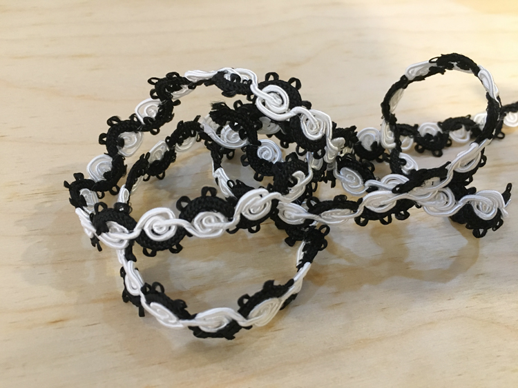 黑白螺旋花飾織帶/完全限量