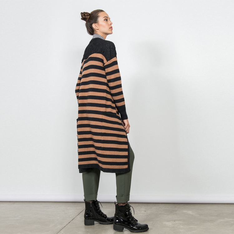 【SH】肩拼蕾絲橫條針織長版開襟衫