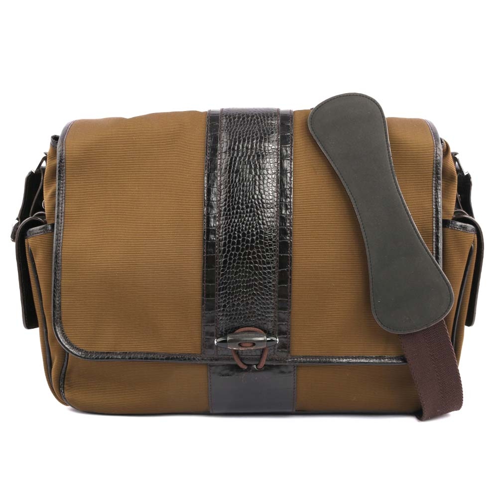 【Montblanc】 限量款帆布拼鱷魚皮壓紋翻蓋側背/斜背包(軍綠色) MB11000002