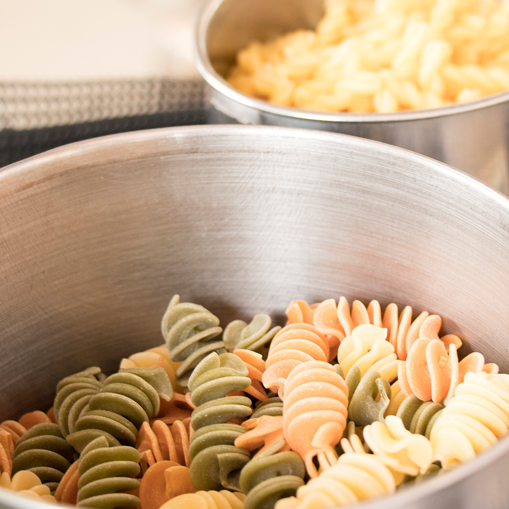 鍋中等待被爆的義大利麵