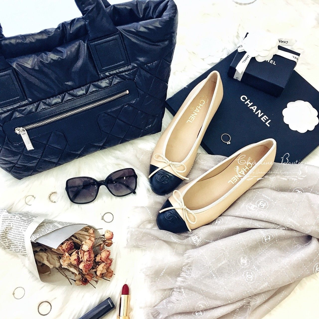 Chanel Ballet Flats 駝/黑色蝴蝶結娃娃鞋-Charline Boutique 精品代購