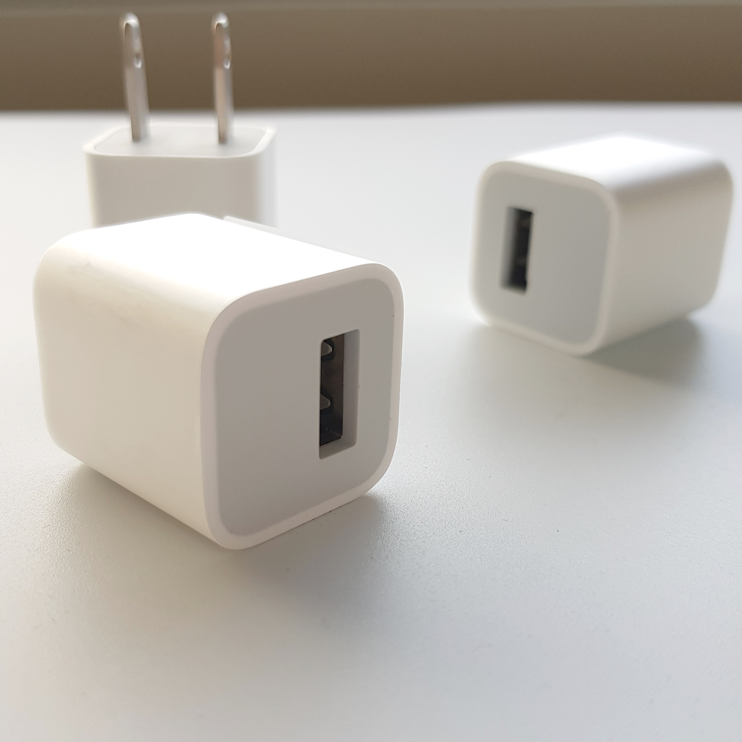 【VP吸血鬼】Apple 原廠  5W USB 電源轉換器【附獨立六個月保固卡】