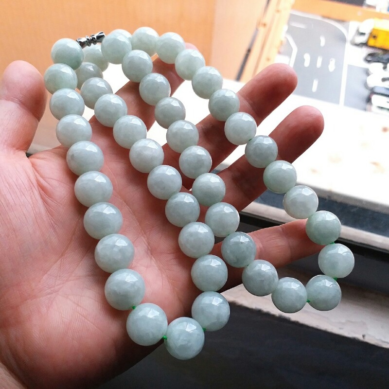 JP848 冰萍果綠翡翠玉珠項鍊 (13.2mm直徑)