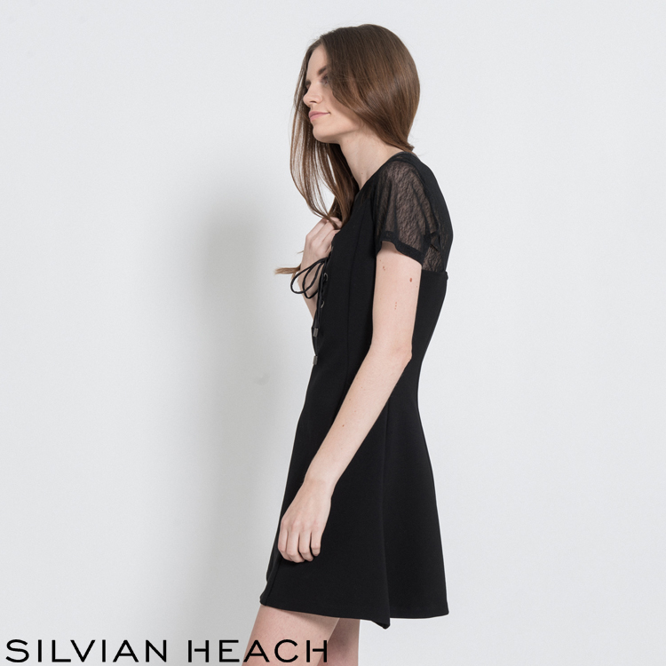 【SILVIAN EHACH】兩件式胸前綁帶短洋裝內搭薄透短袖T恤