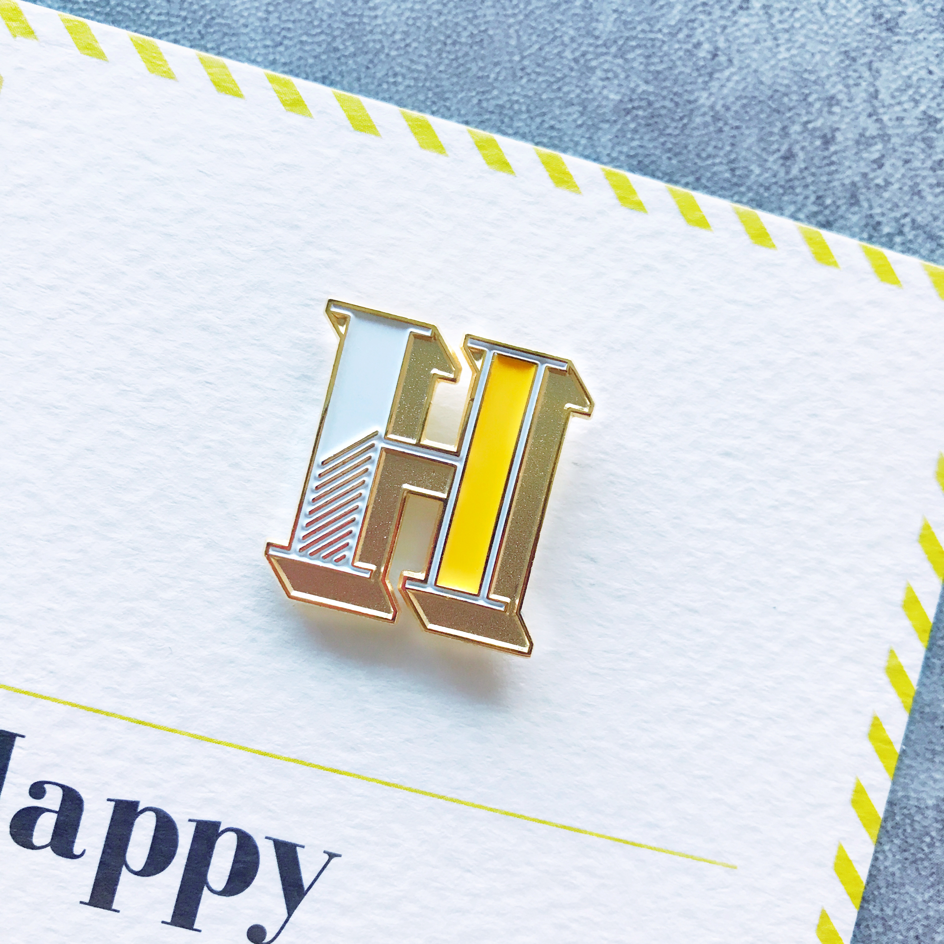 琺瑯徽章卡 - H  / Happy
