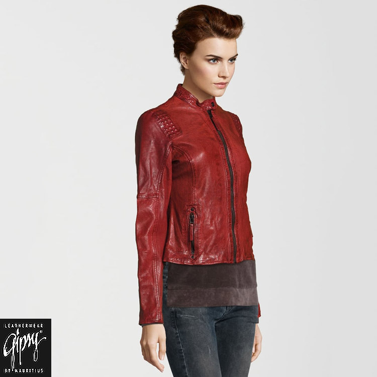 Elyssa肩膀鉚釘搖滾風皮衣