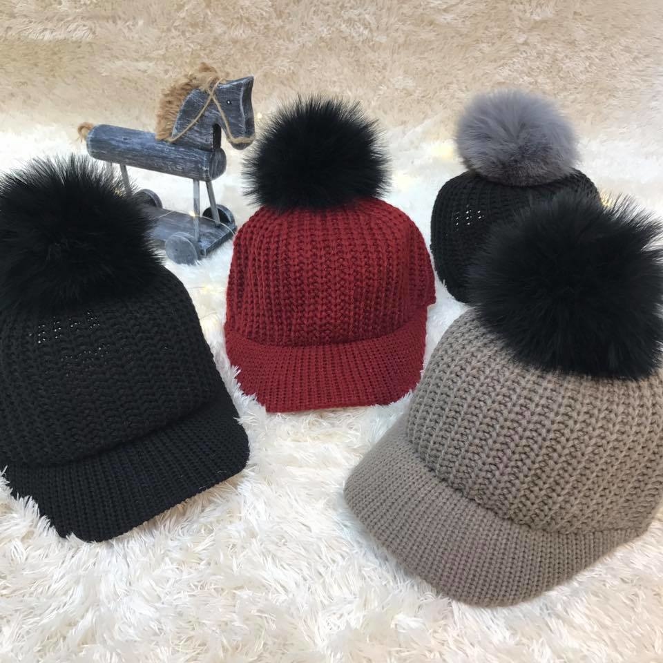 黑毛球款騎士帽/三色