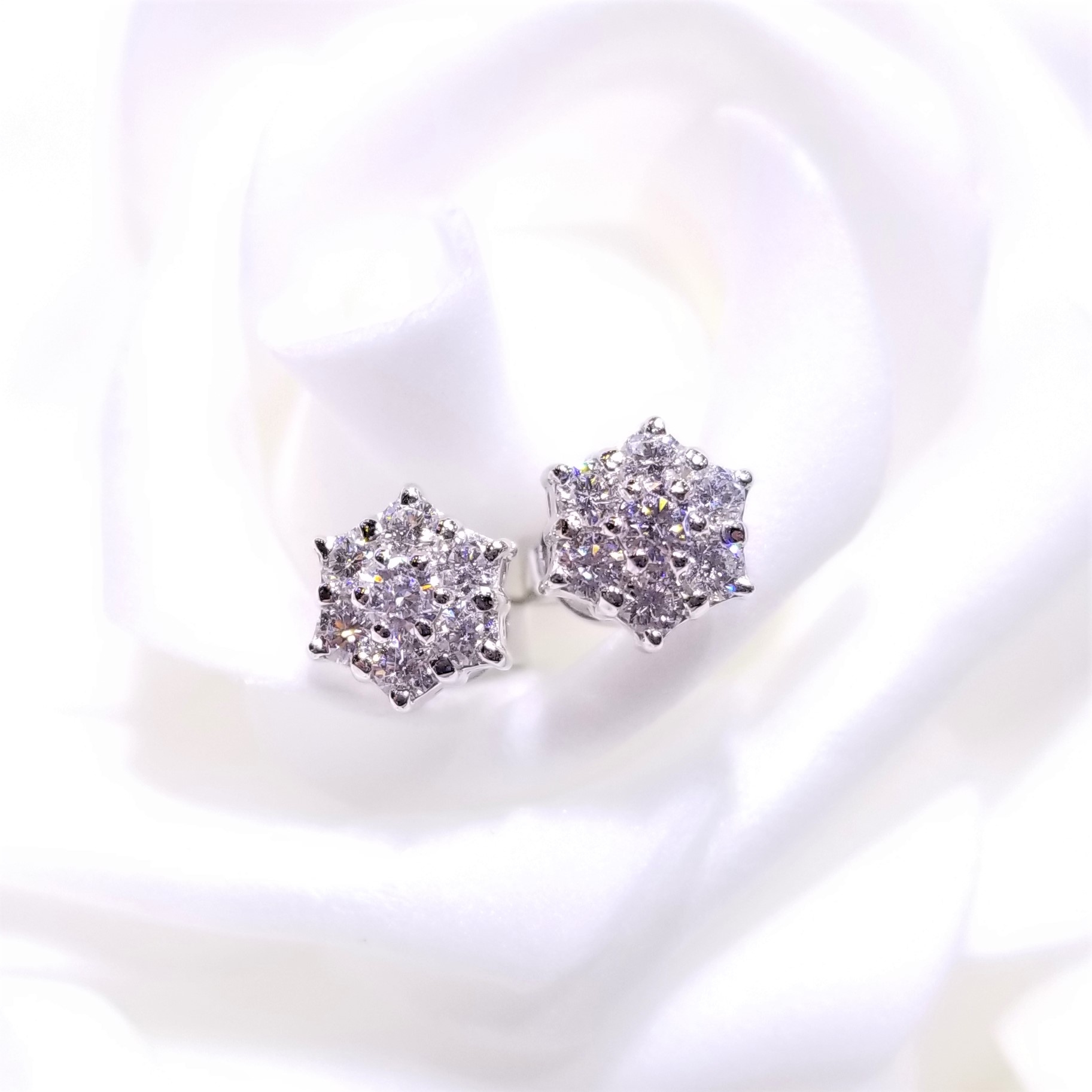 18K White Gold 0.45ct Diamond Earrings
