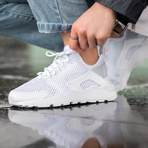 nike huarache run ultra triple white