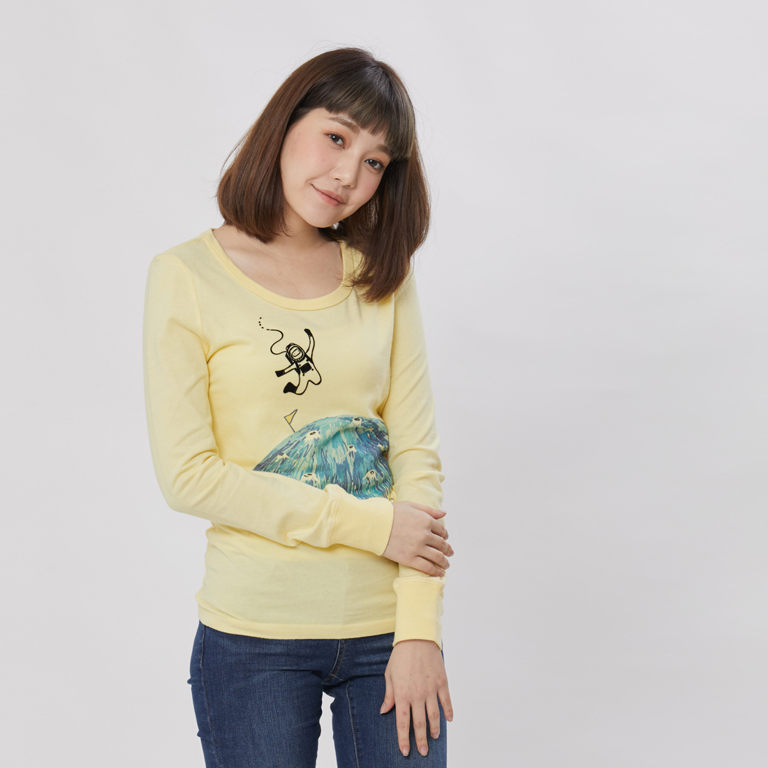 太空人長袖 蜜桃棉 女T 鵝黃