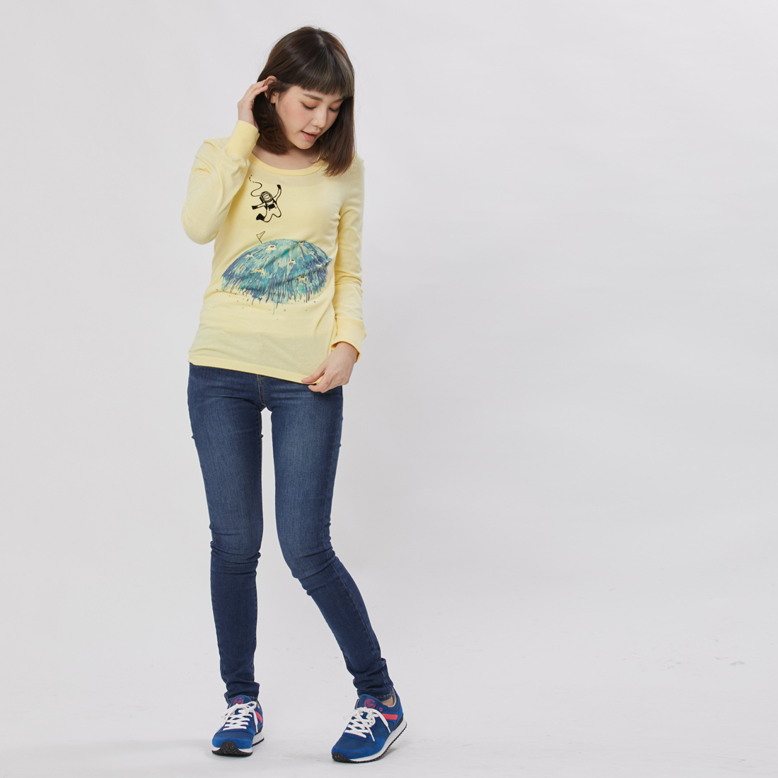 太空人長袖 蜜桃棉 女T 鵝黃