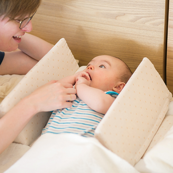 färska【防護型】貼身防翻枕床中床-有機棉