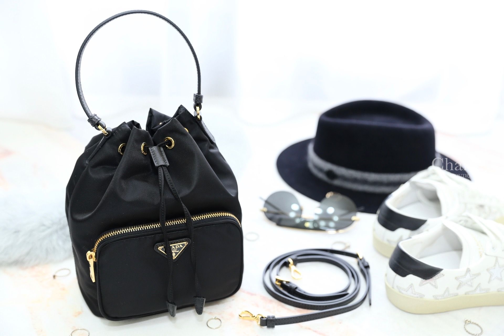 Prada Fabric Shoulder Bag 黑色超纖尼龍手提肩背水桶包