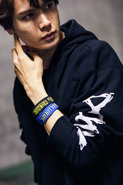 ONE OK ROCK ワンオクロック 日本後硬核樂團 Japan Dome Tour 2018年限量巡迴款黑色手環