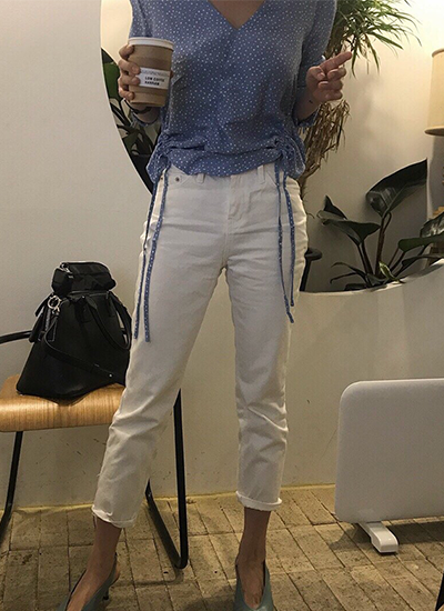 [福利品]簡約感素面直筒褲 [ 白色 / S ]