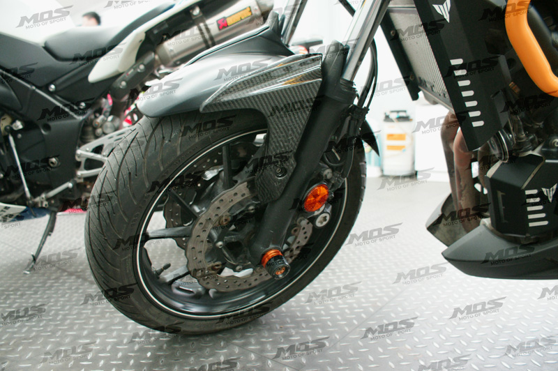 MOS MT07-碳纖維前土除貼片(左右)