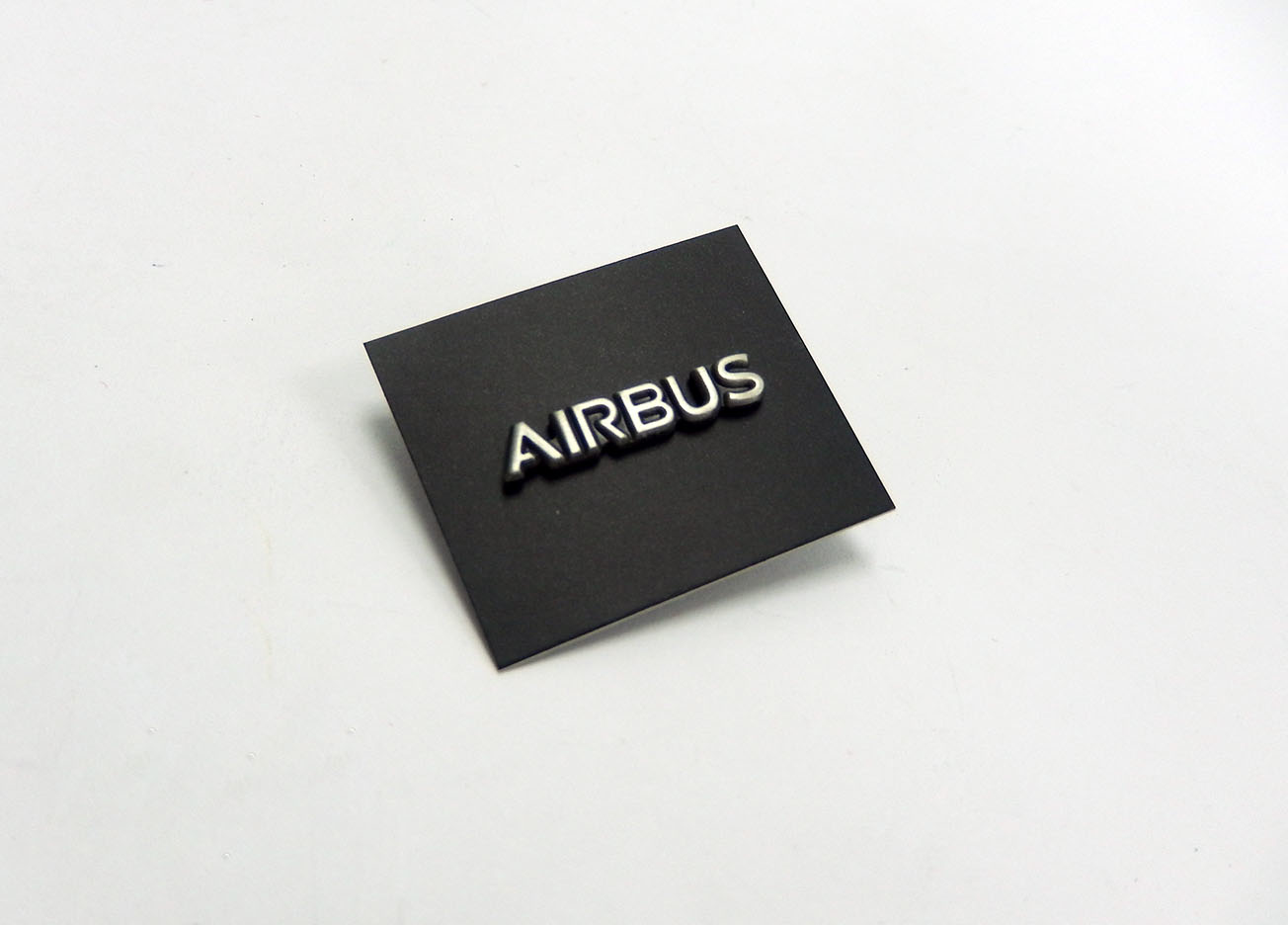 AIRBUS 金屬胸針