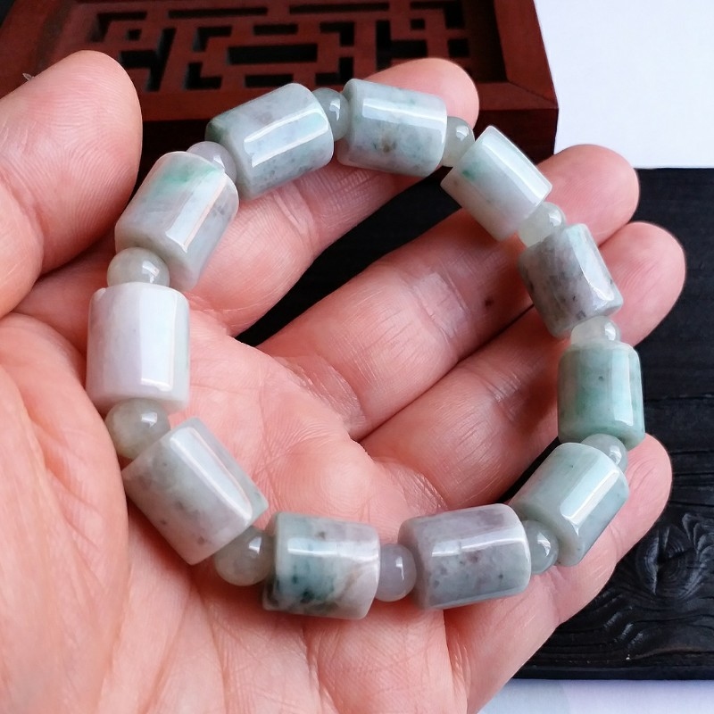 J887-1 冰糯路路通手串