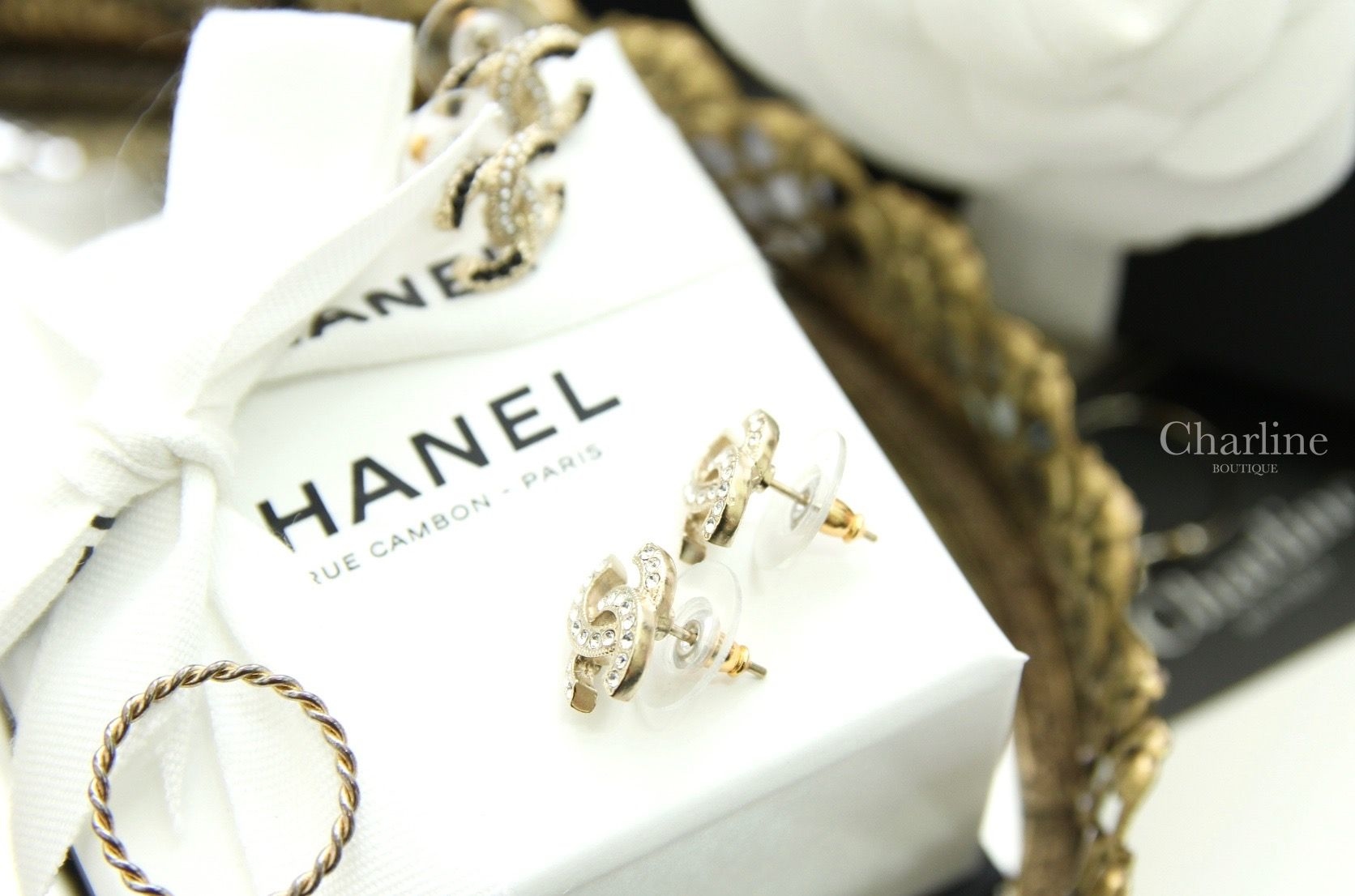 Chanel Earrings 金色CC鑲鑽耳環