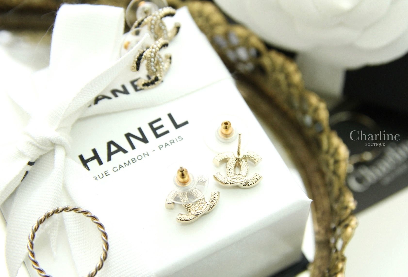 Chanel Earrings 金色CC鑲鑽耳環-Charline Boutique 精品代購