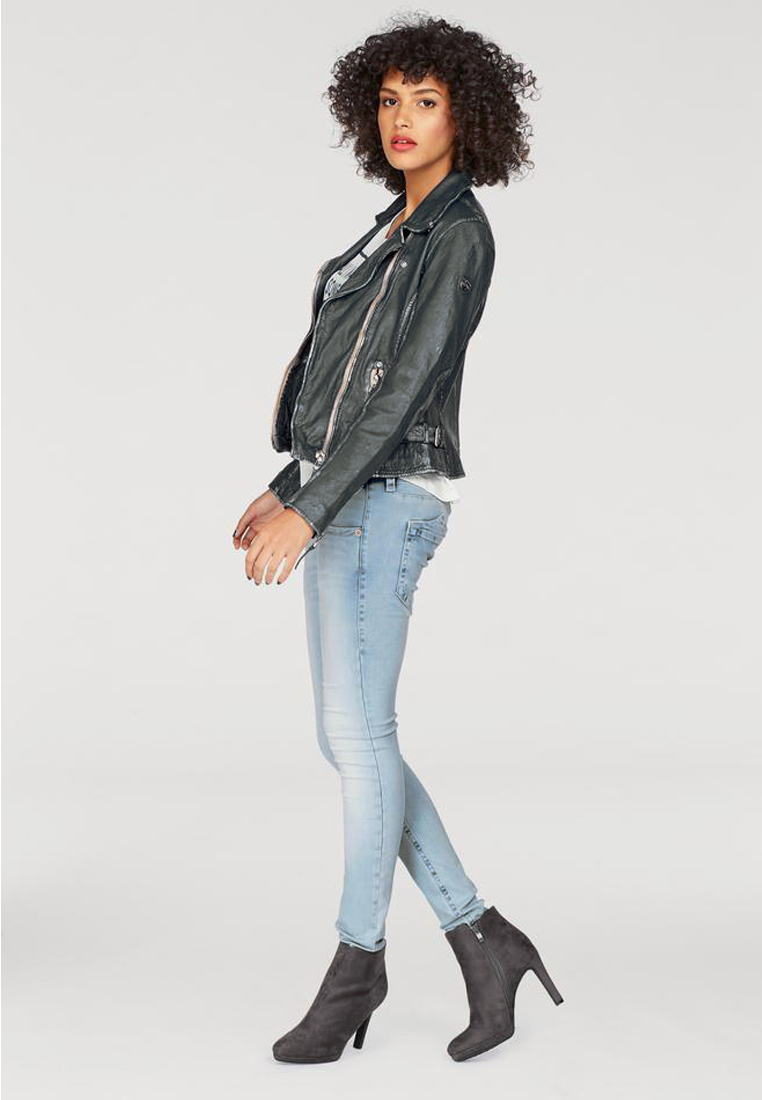 Perfecto騎士領刷白滾邊皮衣