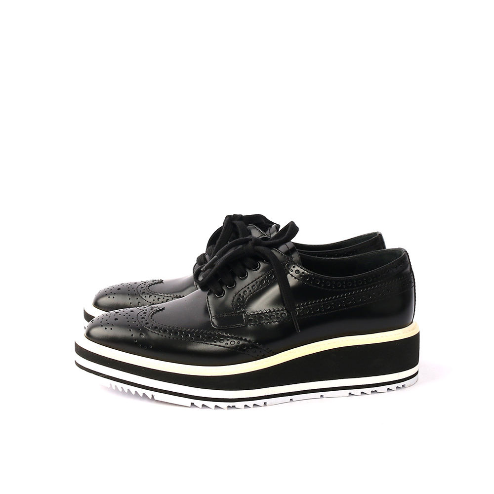 【Prada】皮革厚底牛津鞋(黑色)(36.5) PR51010002