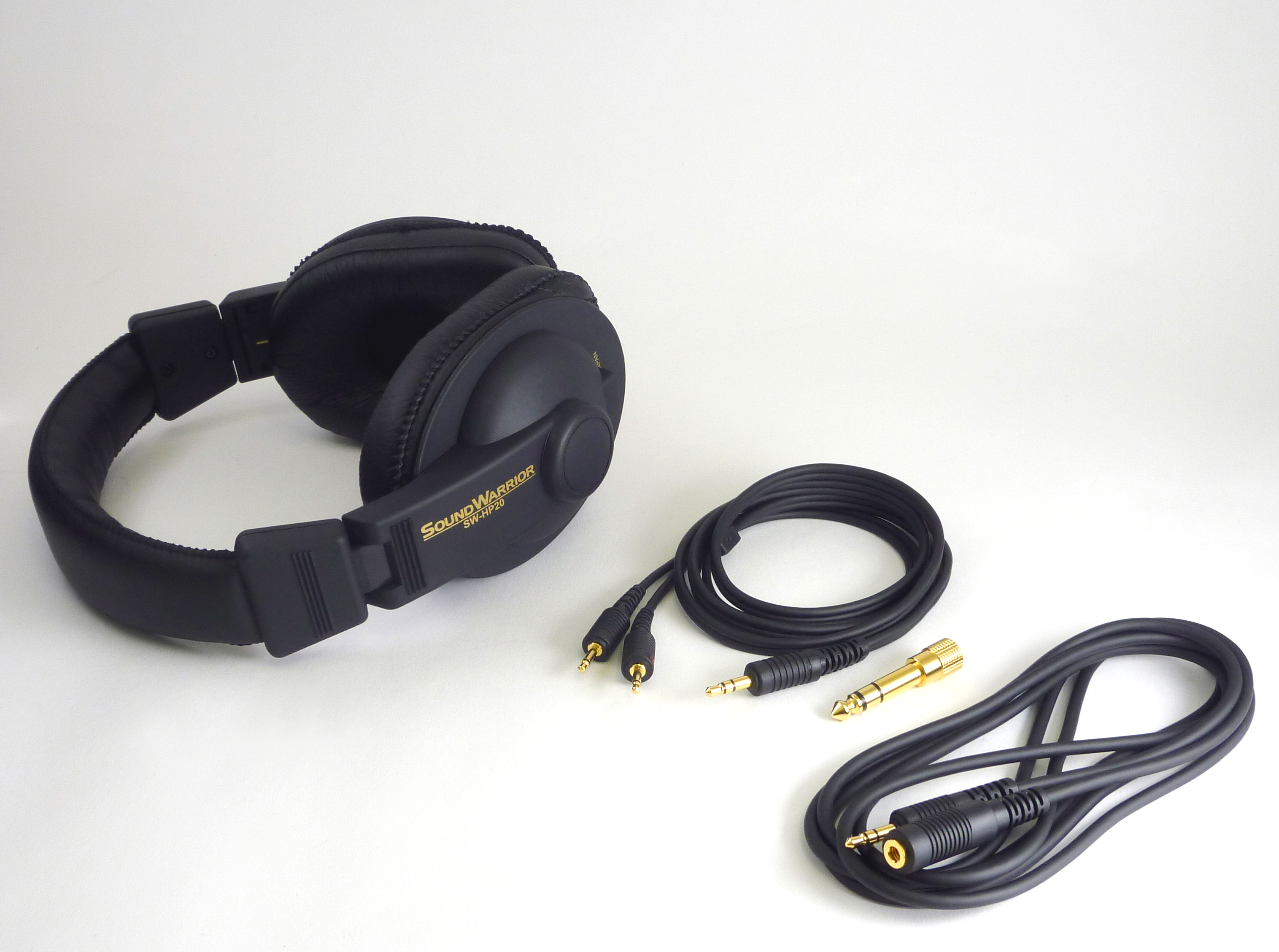 SOUND WARRIOR SW-HP20 Around-Ear Monitor Headphone