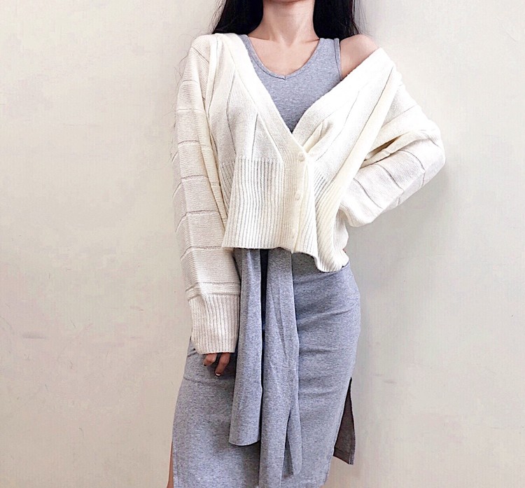 毛料斜大v灯笼袖宽松短衣