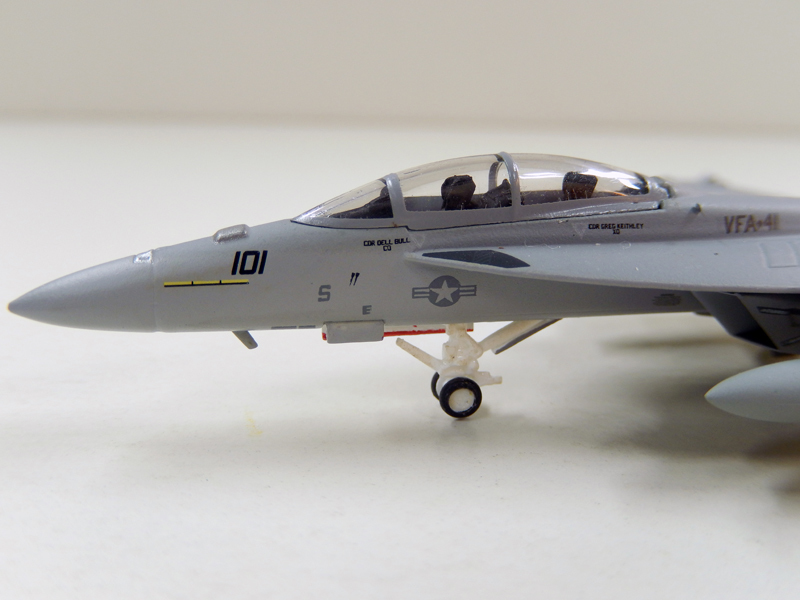 Hogan M-Series 1/200 F/A-18F 美國海軍 41 中隊 NH 101 低視 2007
