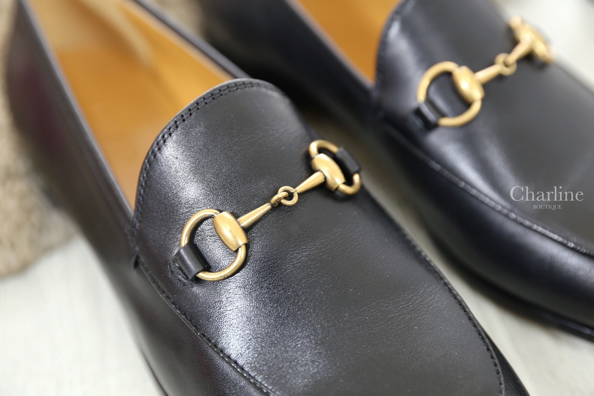 Gucci Jordaan Leather Loafer 黑色小牛皮休閒鞋