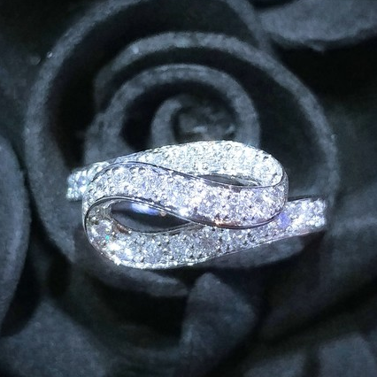 全新18K白金35份鑽石戒指