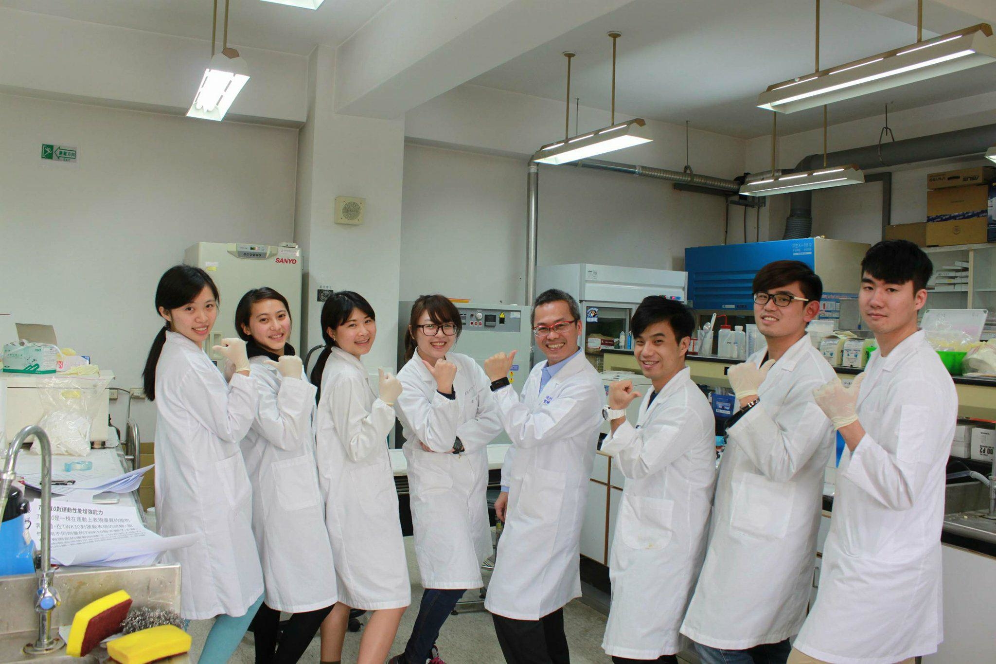 <img src="ispshopstore-research-team.jpeg" alt="ispshopstore-research-team">