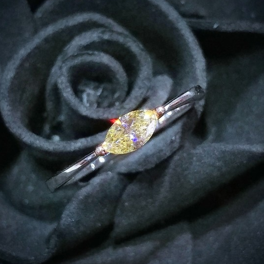 全新18K金【單粒25份彩黃鑽】 戒指