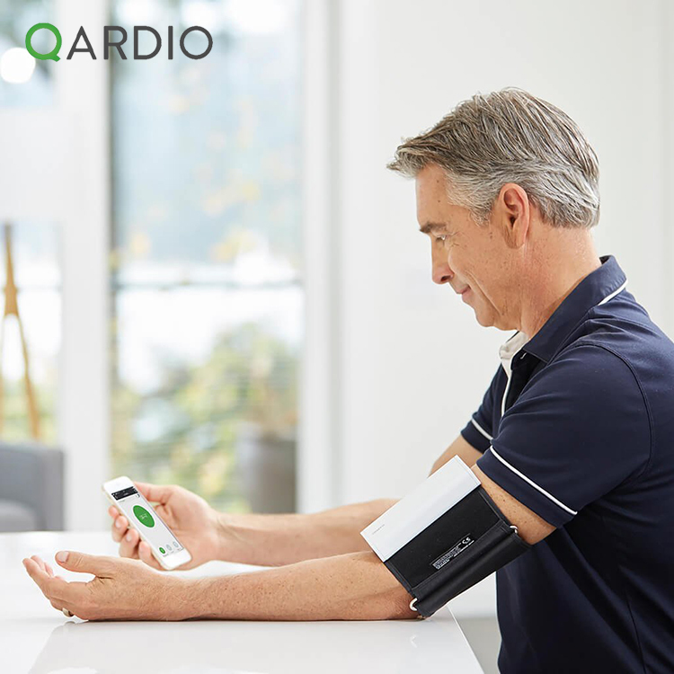 QardioArm 智能無線血壓監測儀 (A100)