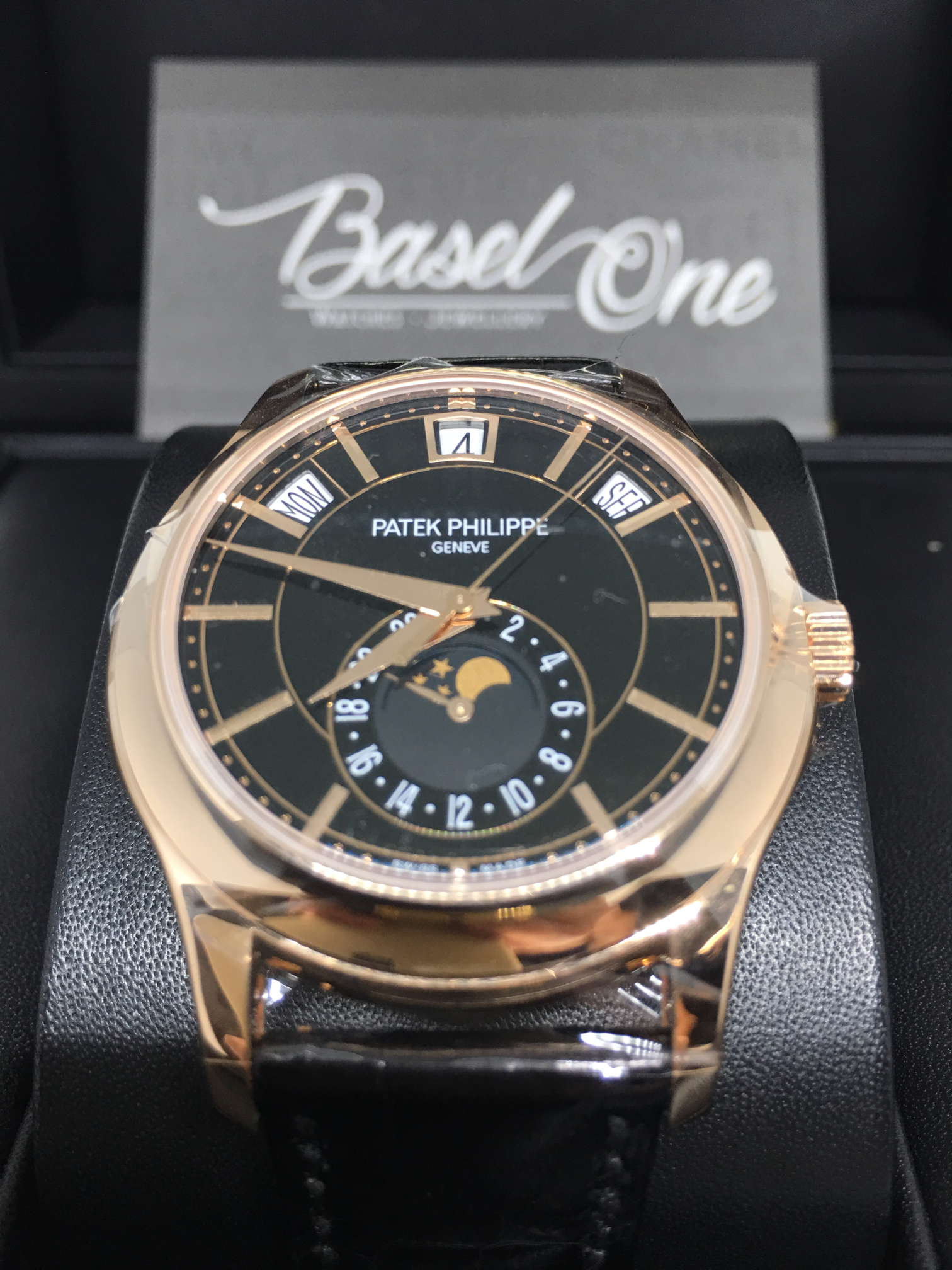 DISCONTINUED BRAND NEW 5205R-010 5205 PATEK PHILIPPE COMPLICATIONS SELF-WINDING BLACK ANNUAL CALENDAR MOON PHASE