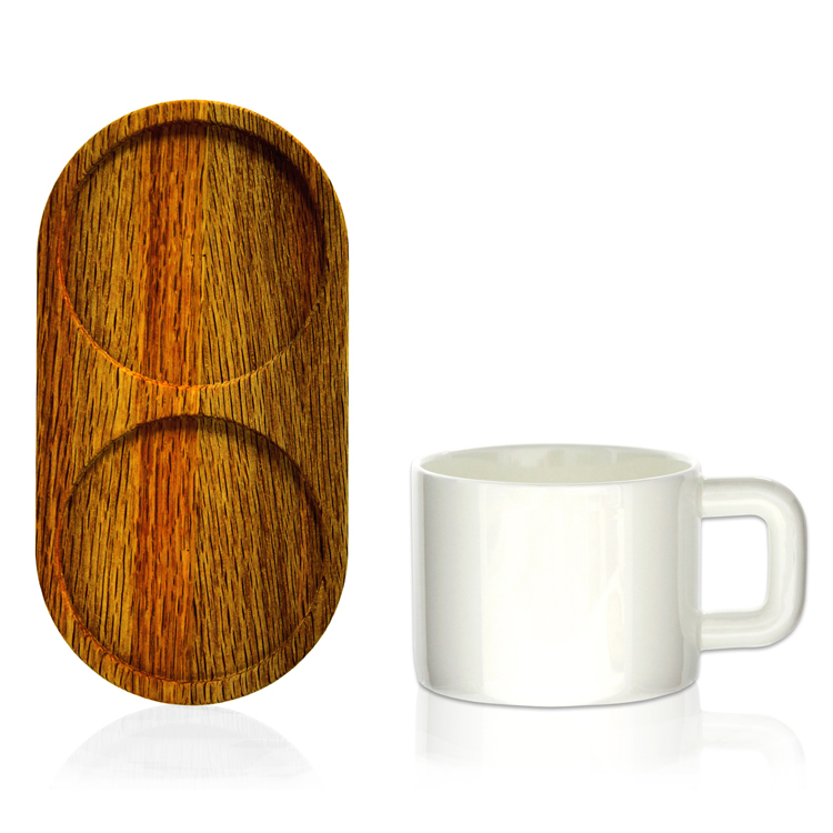 骨瓷茶杯與橡木托盤組