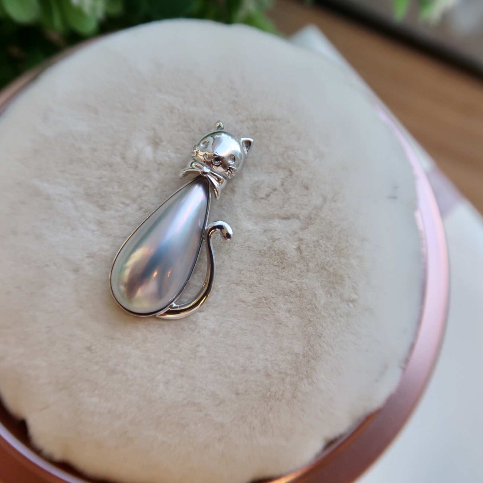 18K金稀有日本極光藍色馬貝珠吊墜