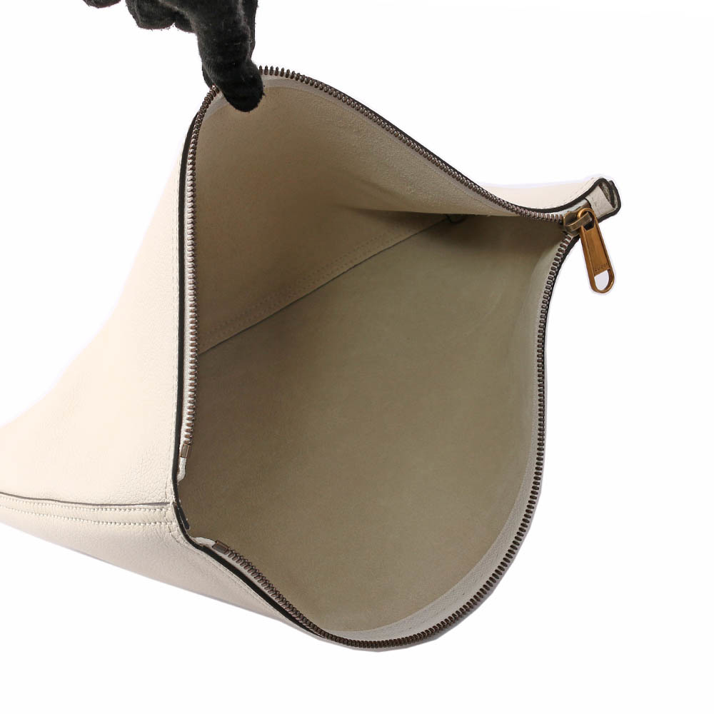 【GUCCI】LOGO CLUTCH小牛皮復古綠紅綠手拿包(白色)50098 40GCAT 8820