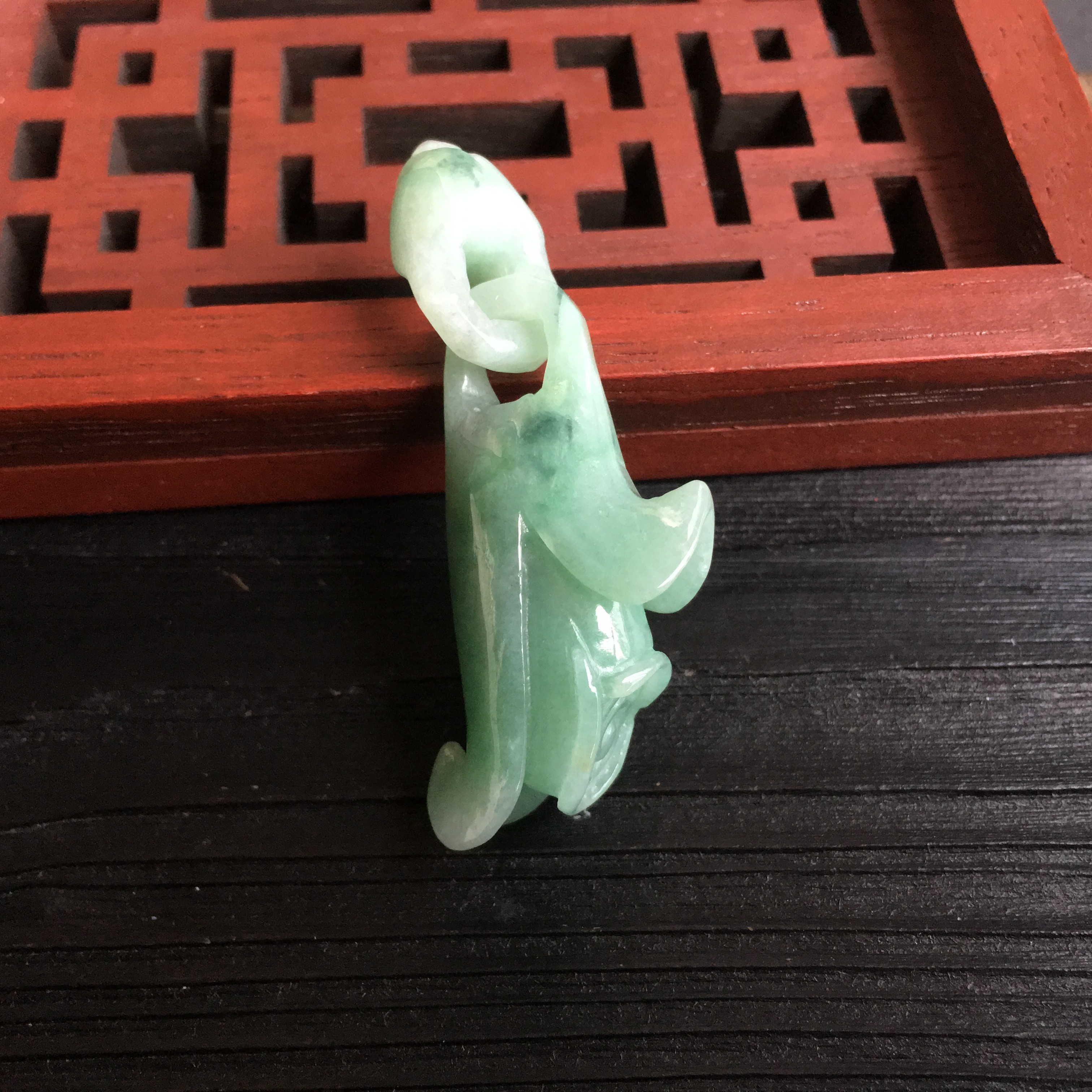 J1002 冰糯飄綠玉蘭花吊墜