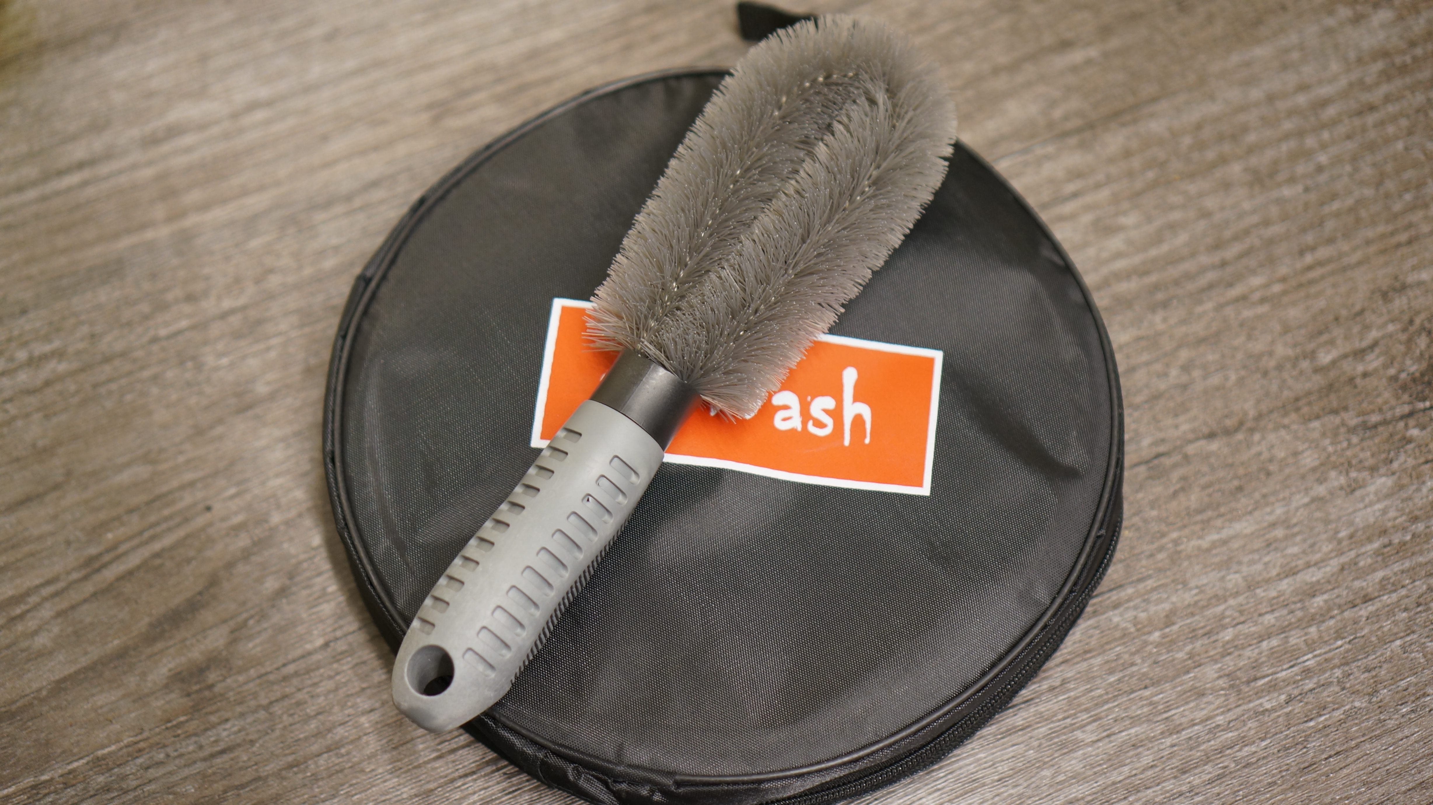 GO WASH 軟毛輪框刷