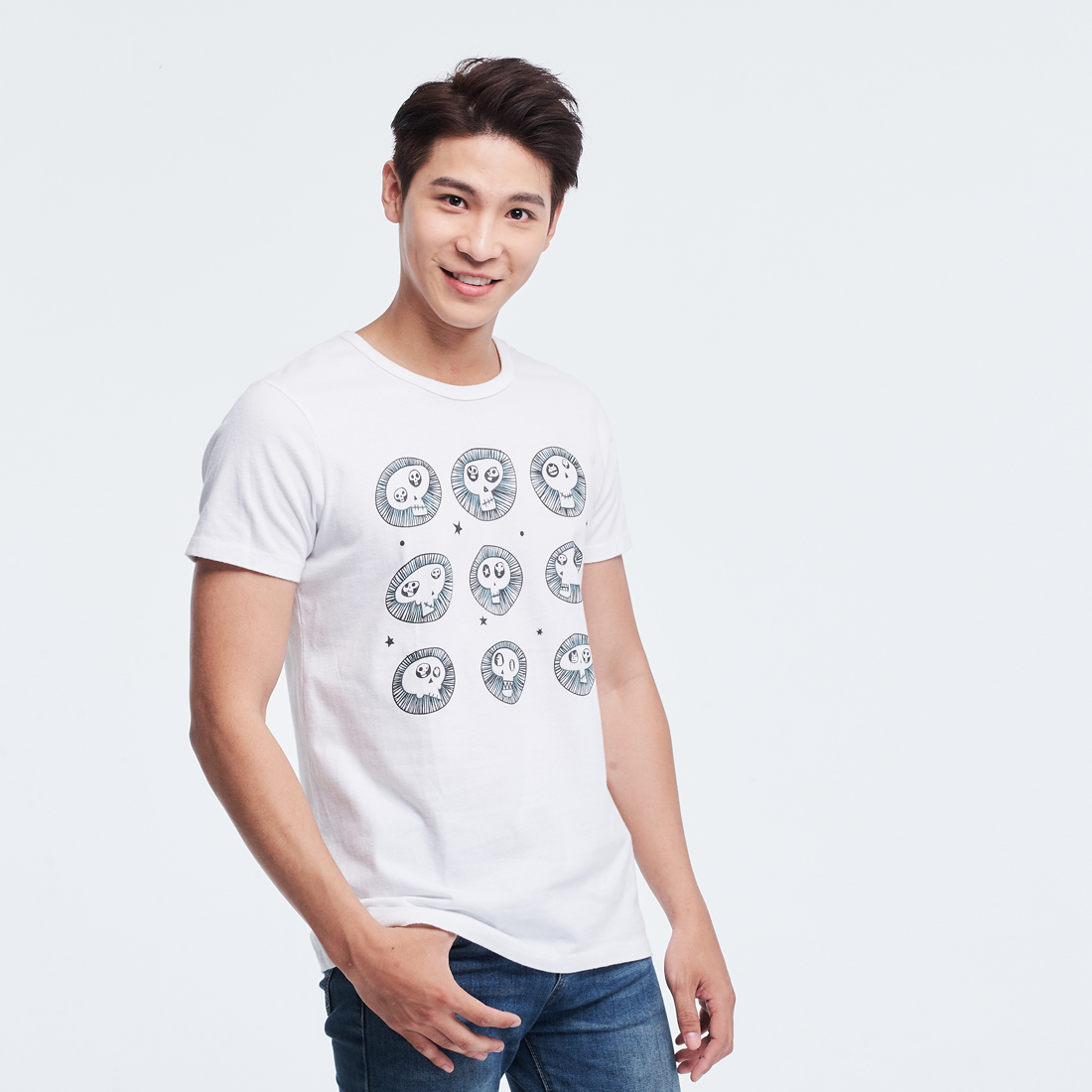 太空骷髏人2號 短袖 蜜桃棉 男T 白