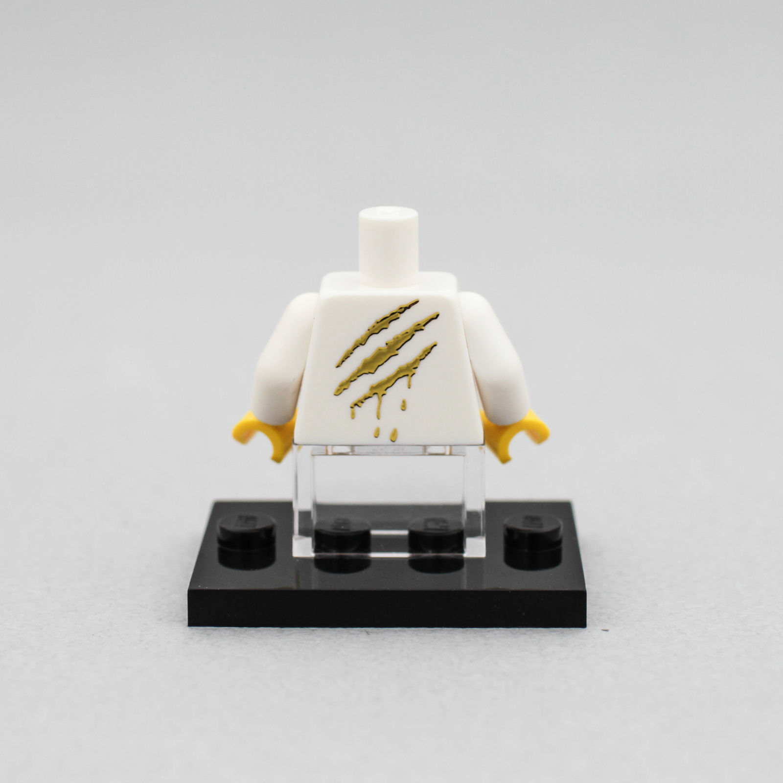 [樂宜樂] 抓痕 T-shirt (白-1)