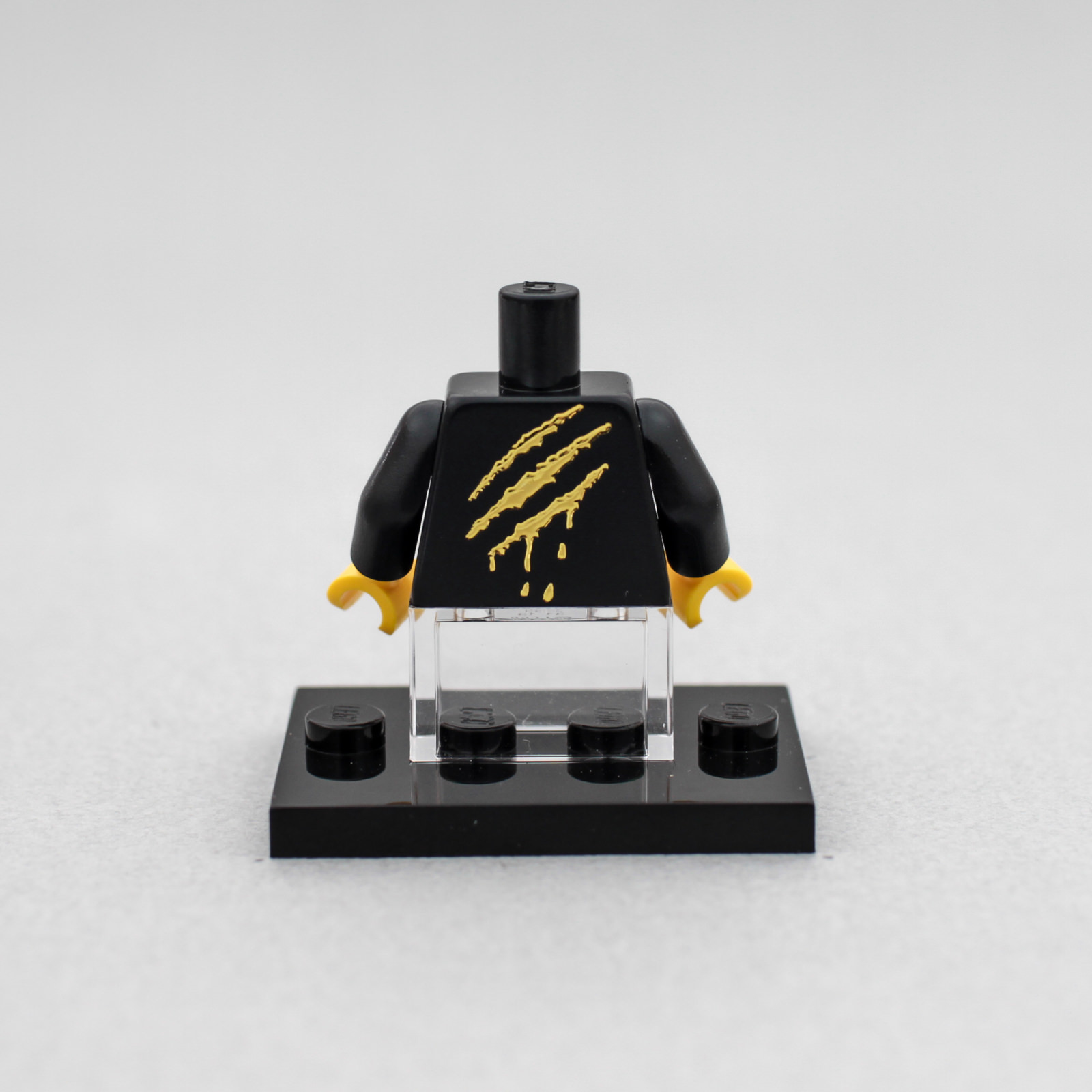 [樂宜樂] 抓痕 T-shirt (黑-5)