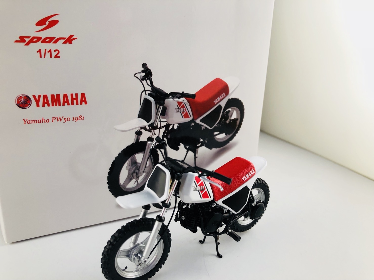 1:12 Spark yamaha pw50 1981 White/Red 