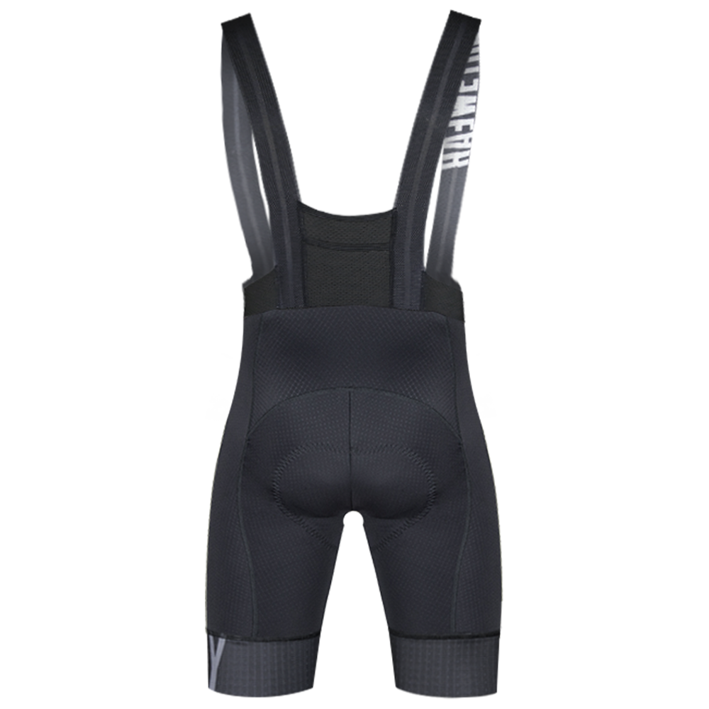 男款吊帶短褲 超越