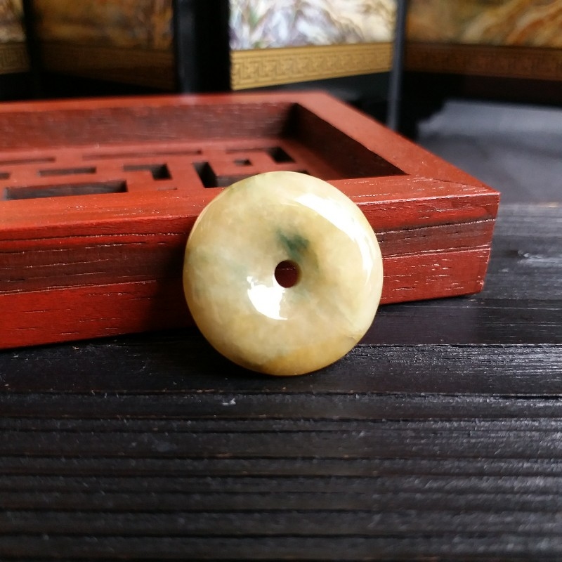 冰糯黃翡飄綠平安扣 (22.6mm直徑), 天然翡翠A玉, 緬甸玉, Jade, Jadeite