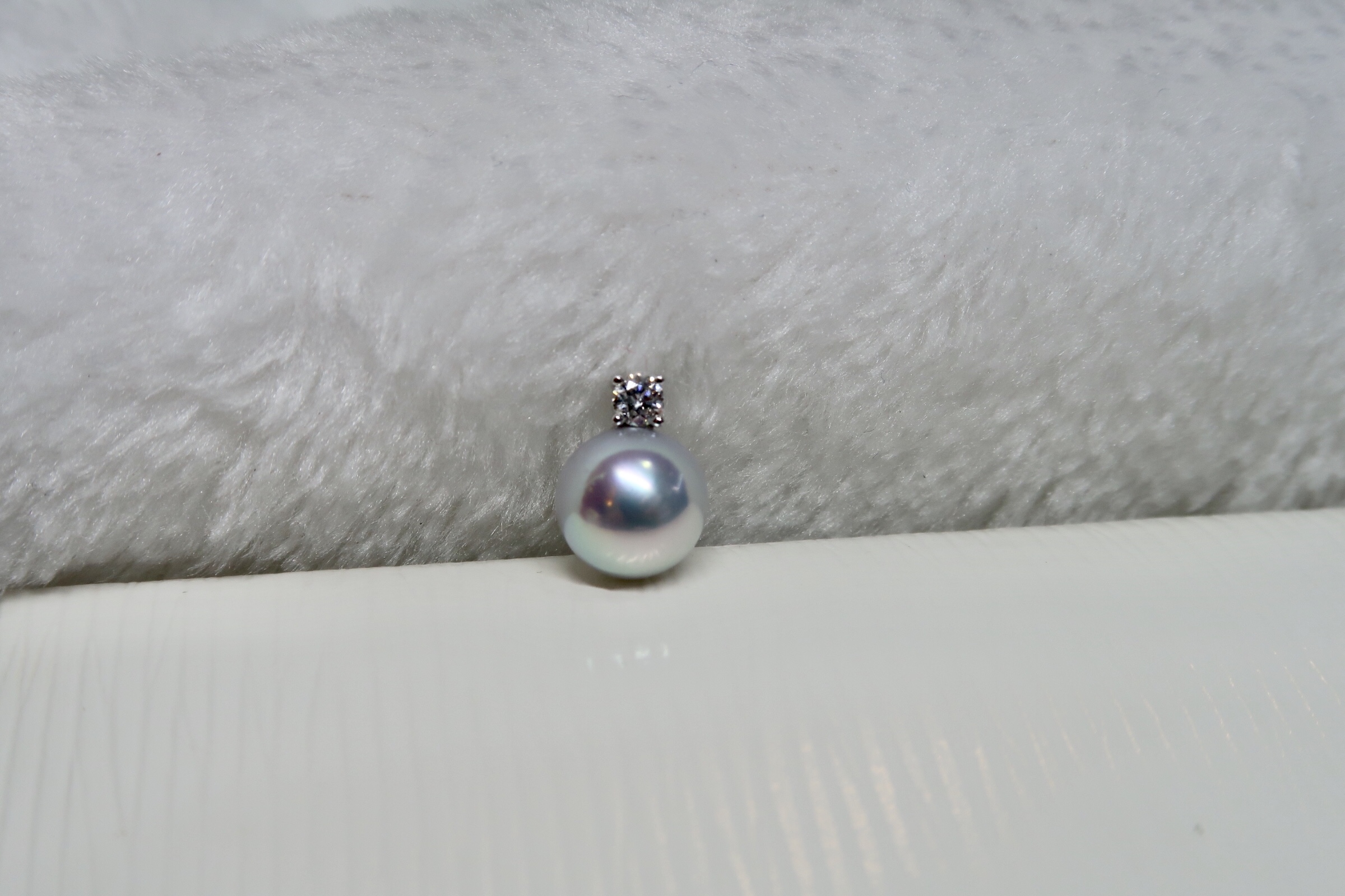 頂級鏡面系列 - 18K金天然銀藍色Akoya珍珠鑽石吊墜