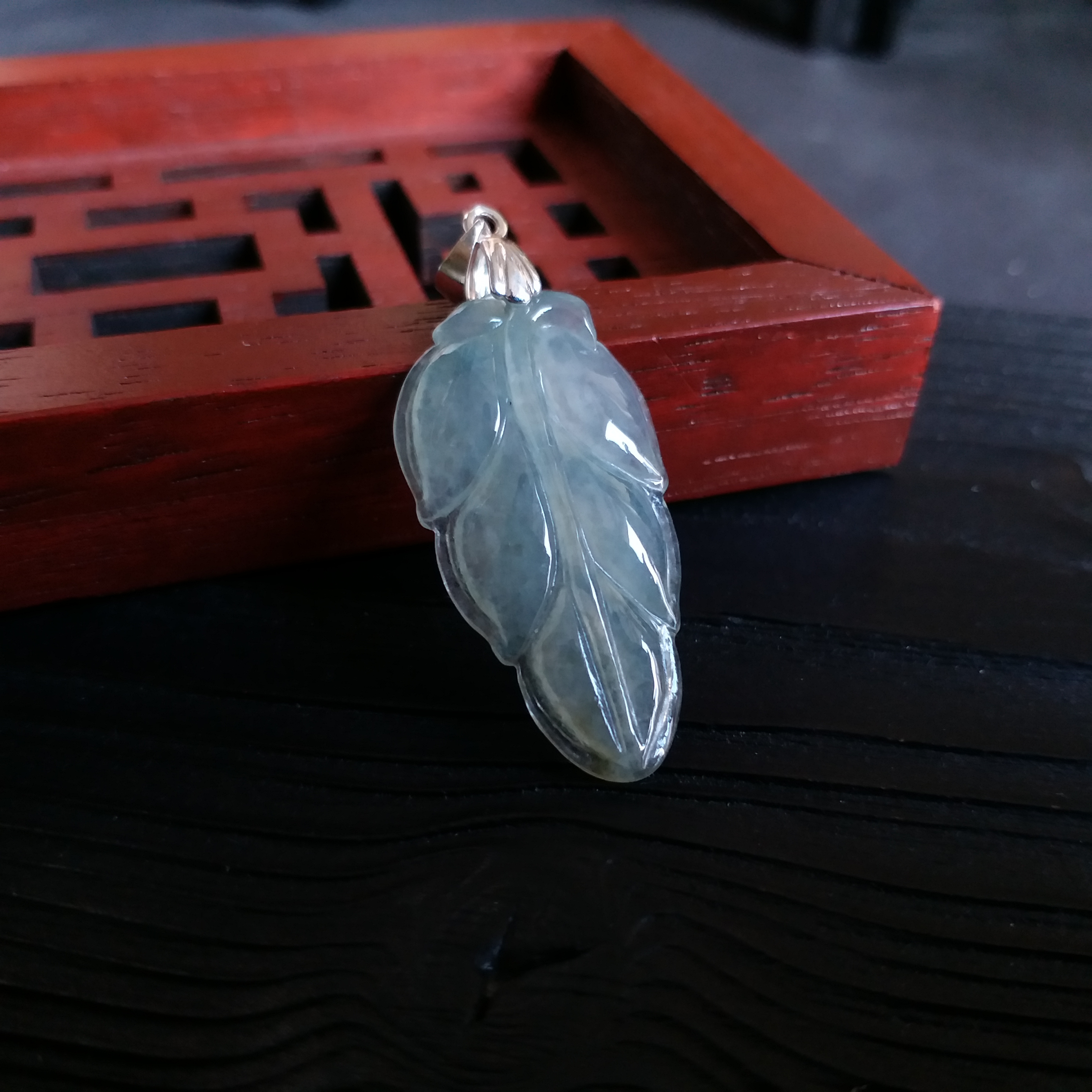 J892 冰種百葉吊墜