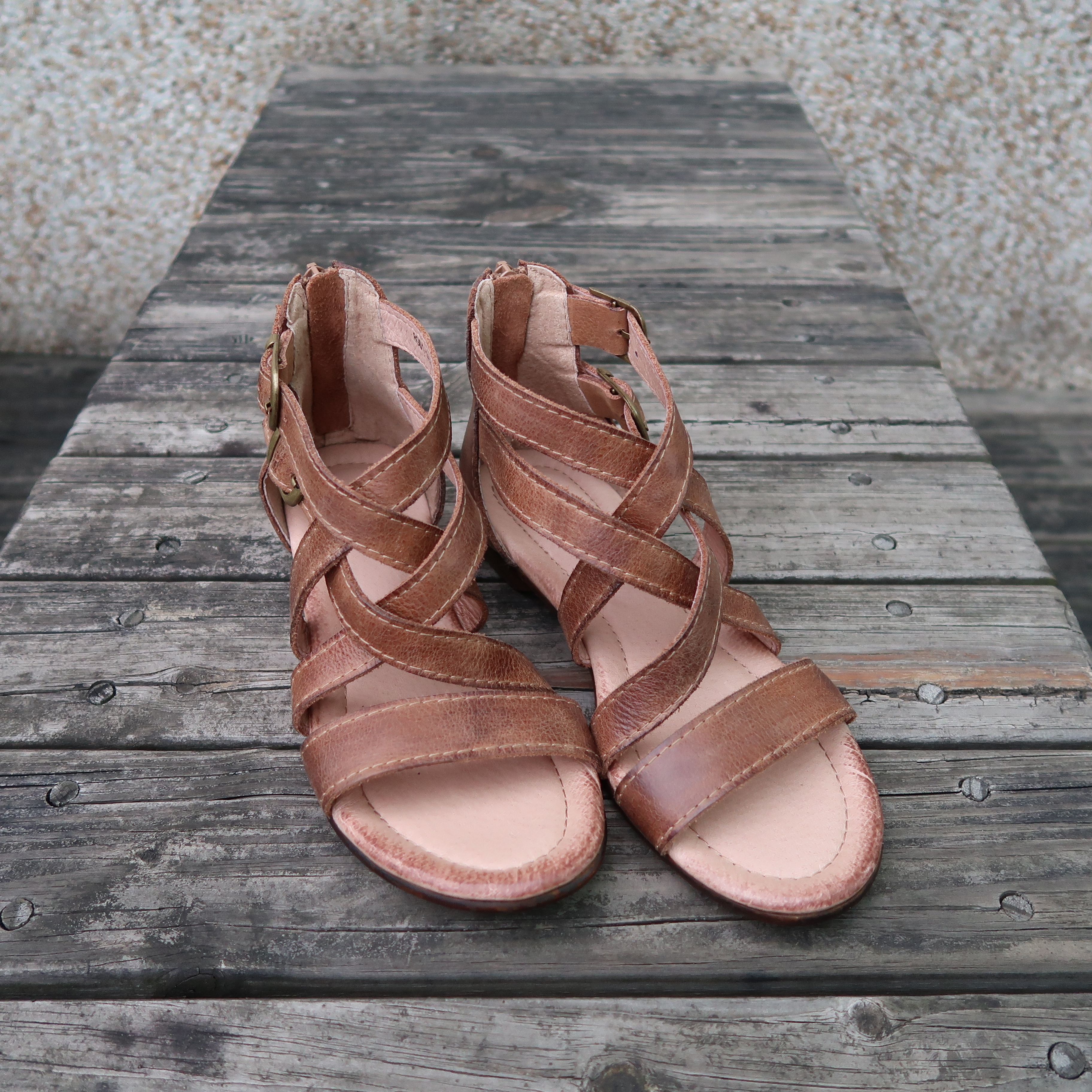 【木質女孩】小低跟牛皮羅馬涼鞋牛皮中底